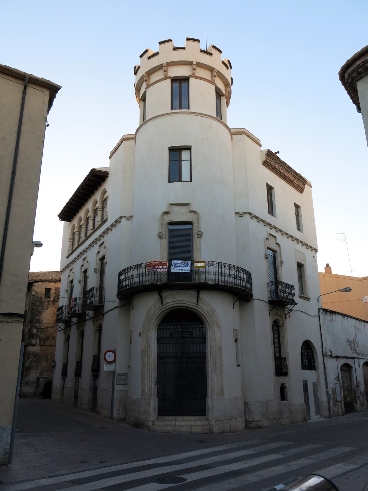 Masaje con la mano  Vilafranca del Penedes