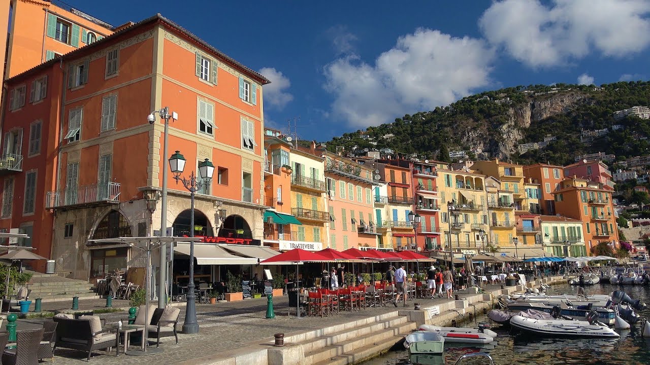 Téléphone de Filles dans Villefranche-sur-Saône (FR)